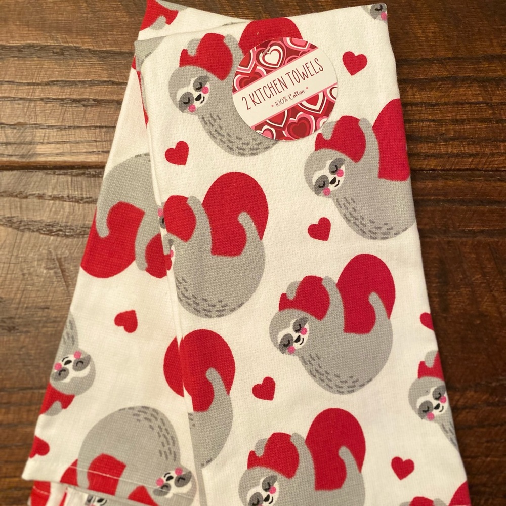 Valentine's Day Sloth Kitchen Towels Set of 2, Gray Sloths Hugging Red Hearts